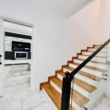 וילה Villalex Kyrenia Luxe קיירניה