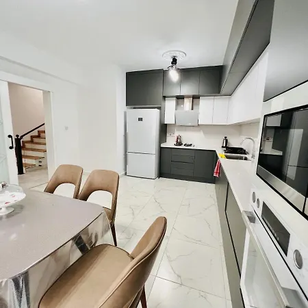 Villalex Kyrenia Luxe * קיירניה